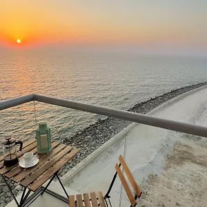 Pacific Rak Apartment